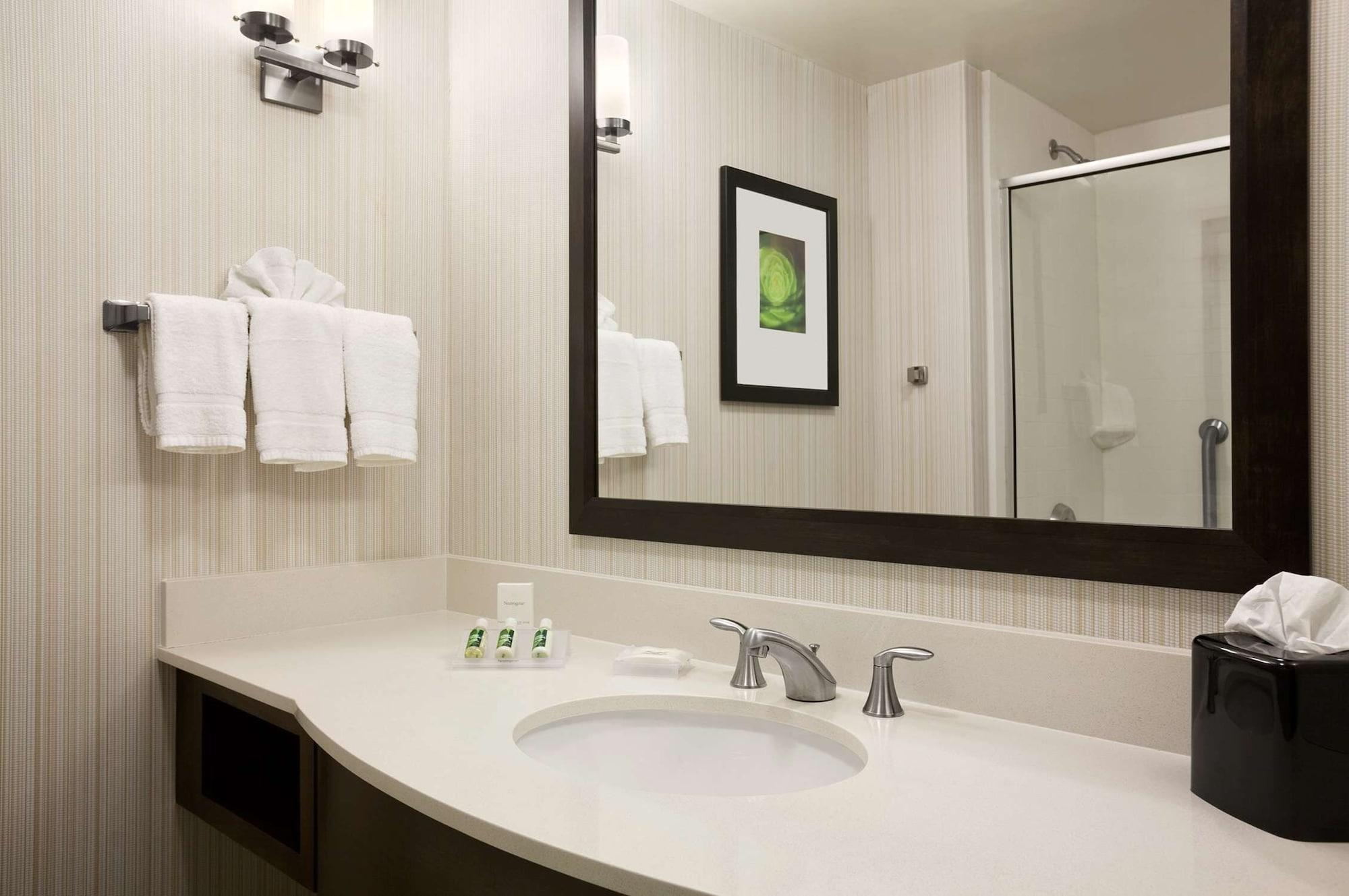 Hilton Garden Inn Rochester/Pittsford Bushnell Basin Εξωτερικό φωτογραφία