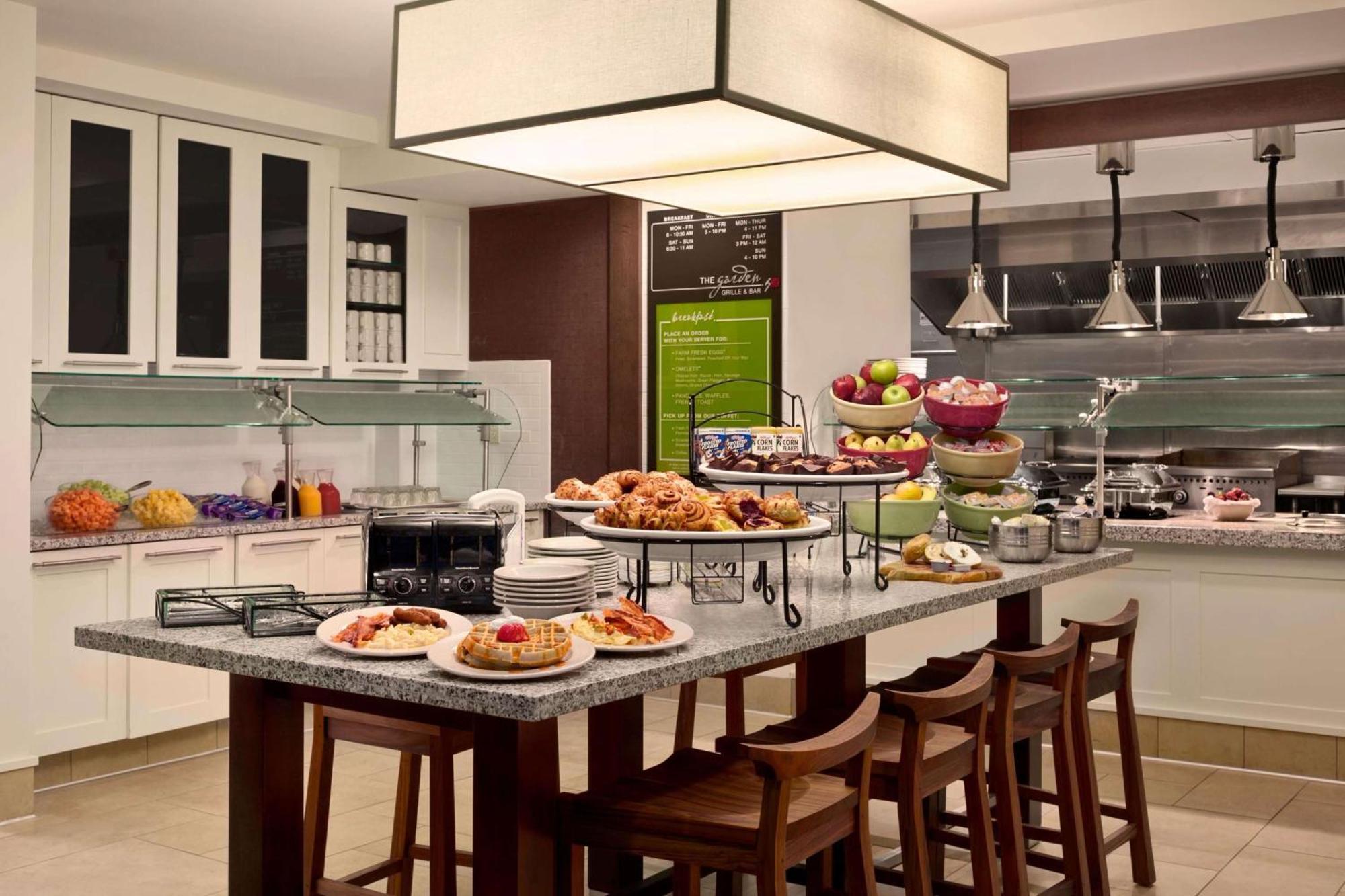 Hilton Garden Inn Rochester/Pittsford Bushnell Basin Εξωτερικό φωτογραφία